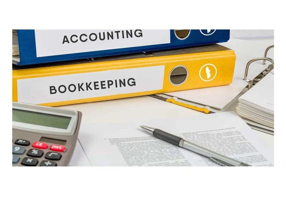 When Should You Hire a Bookkeeper vs. an Accountant?